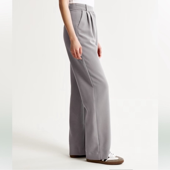 Abercrombie & Fitch | Gray Tailored Wide-Leg Pants ~ US 12 Short - Picture 5 of 9